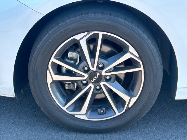 Used 2023 Kia Forte LXS FWD image 12