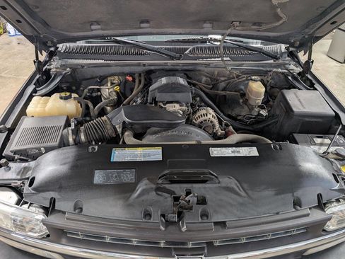 Used 2000 Chevrolet Silverado 1500 LS image 12