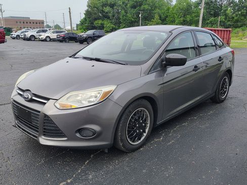 Used 2014 Ford Focus S FWD image 1
