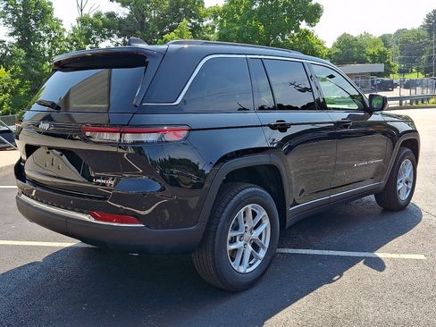 New 2026 Jeep Grand Cherokee Laredo X AWD/4WD image 3