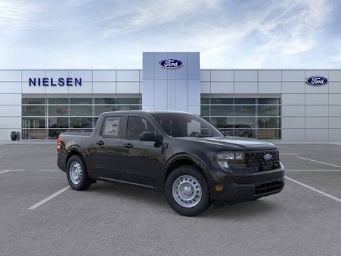 New 2026 Ford Maverick XL image 7