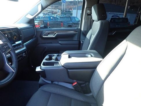 Used 2024 Chevrolet Silverado 1500 LT image 10