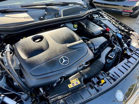 Used 2016 Mercedes-Benz GLA 250 4MATIC image 5