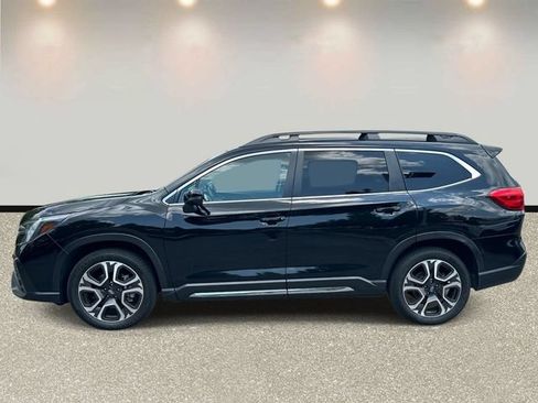 Used 2023 Subaru Ascent Limited AWD/4WD image 8