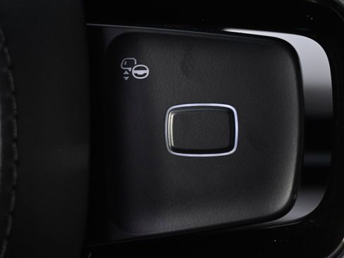 New 2026 Lincoln Navigator Reserve w/ Jet Appearance Package image 32