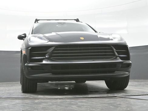 Used 2019 Porsche Macan S image 24