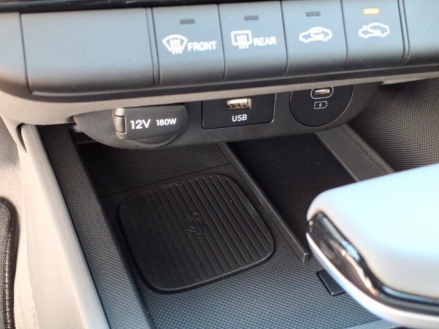 New 2026 Hyundai Elantra Sport FWD image 10