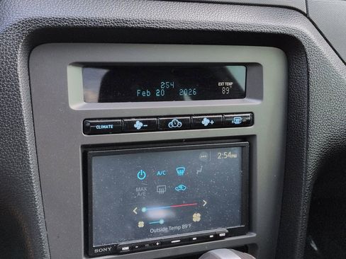 Used 2014 Ford Mustang Coupe image 17