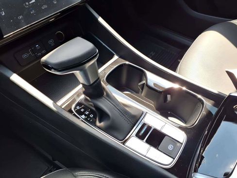 Certified 2026 Hyundai Santa Cruz SEL FWD image 16