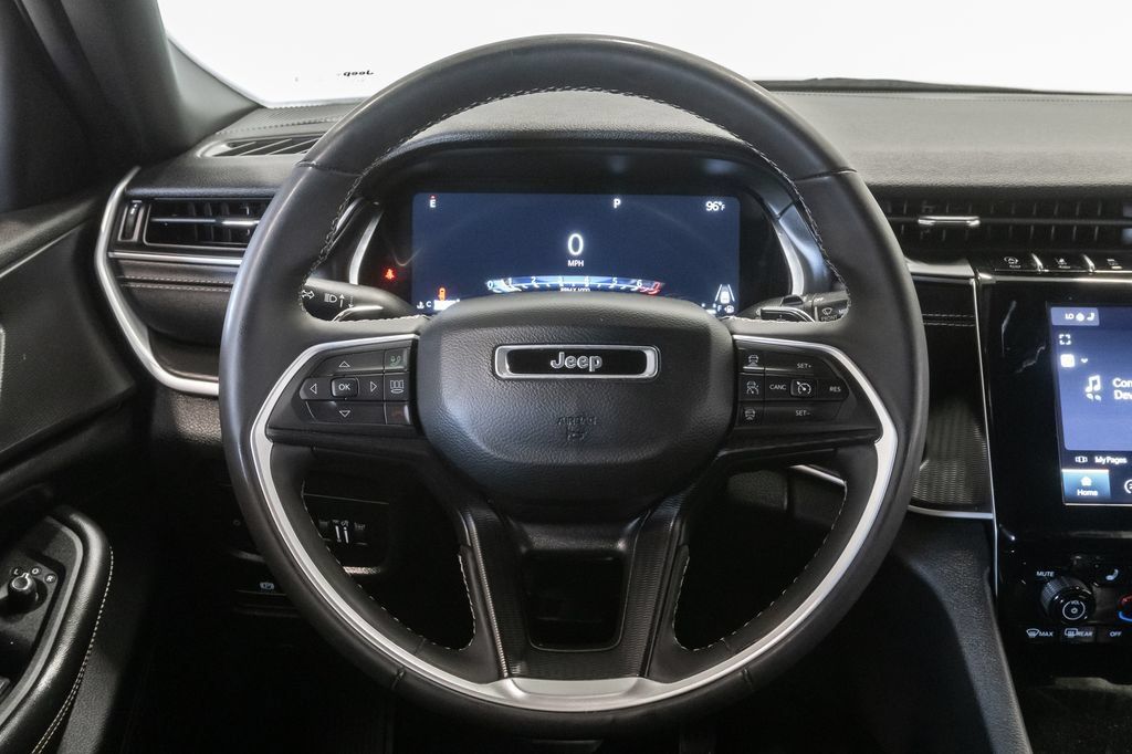 Used 2023 Jeep Grand Cherokee L Laredo AWD/4WD image 13