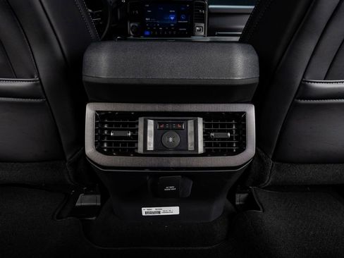 Used 2026 Ford F250 Platinum image 33