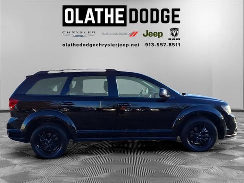 Used 2019 Dodge Journey SE w/ Premium Group image 30