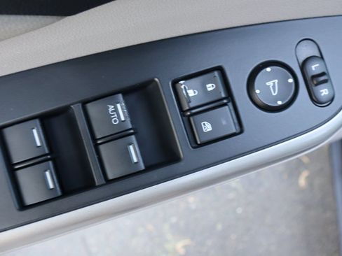 Used 2013 Honda CR-V EX-L image 27
