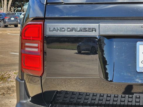 Used 2025 Toyota Land Cruiser 1958 image 15