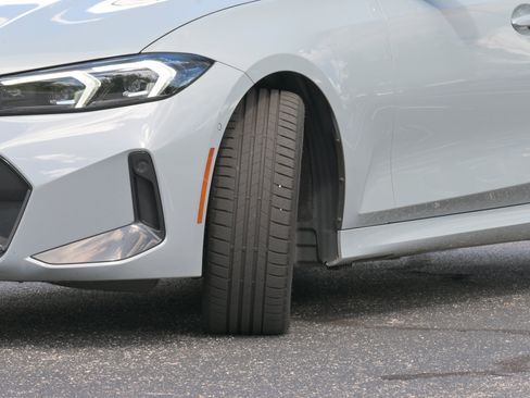 Used 2024 BMW 330i Sedan w/ M Sport Package RWD image 35