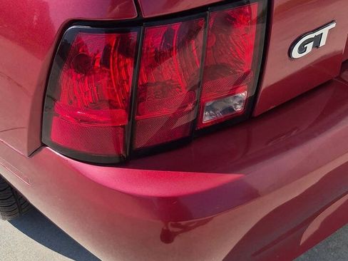 Used 2002 Ford Mustang GT RWD image 18