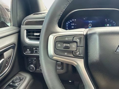 Used 2024 Chevrolet Tahoe Z71 w/ Luxury Package AWD/4WD image 30