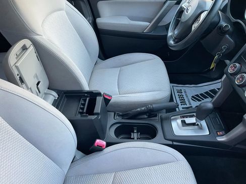 Used 2015 Subaru Forester 2.5i Premium w/ All-Weather Package image 30