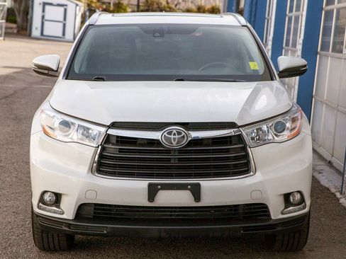 Used 2015 Toyota Highlander Limited Platinum image 3