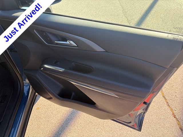 Used 2025 Chevrolet Traverse LT w/ Sun and Wheel Package FWD image 20