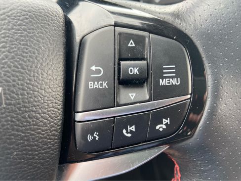 Used 2023 Ford Explorer ST-Line w/ Class IV Trailer Tow Package AWD/4WD image 23
