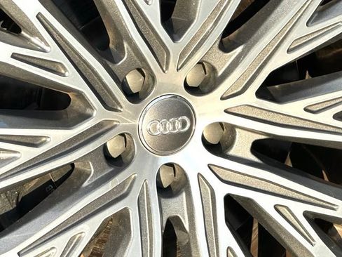 Used 2019 Audi A8 L 3.0T w/ Executive Package AWD/4WD image 9