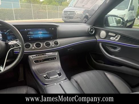 Used 2023 Mercedes-Benz E 350 4MATIC Sedan image 18