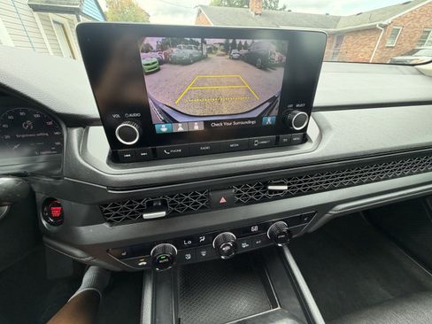 Used 2023 Honda Accord EX image 21