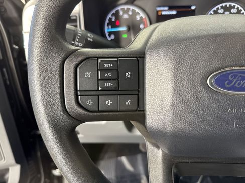 Used 2025 Ford F250 XLT image 11