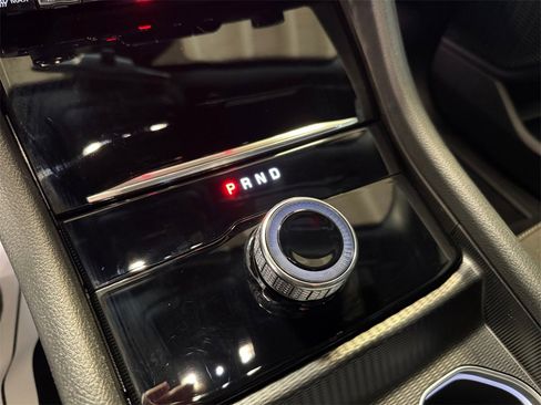 Used 2025 Jeep Grand Cherokee Laredo X w/ Luxury Tech Group I image 21