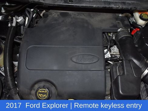 Used 2017 Ford Explorer FWD image 7