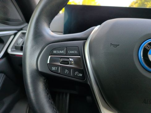 Used 2023 BMW i4 eDrive40 w/ Premium Package RWD image 23