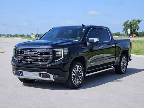 Used 2024 GMC Sierra 1500 Denali Ultimate AWD/4WD image 3
