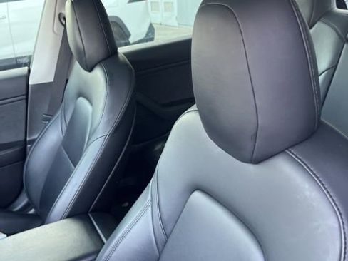 Used 2020 Tesla Model 3 Long Range image 11