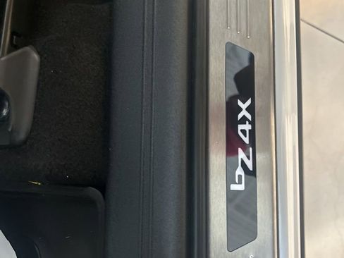 Used 2025 Toyota bZ4X AWD image 8