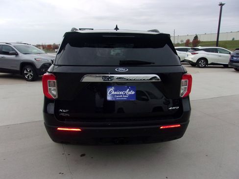 Used 2023 Ford Explorer XLT w/ Class IV Trailer Tow Package image 4