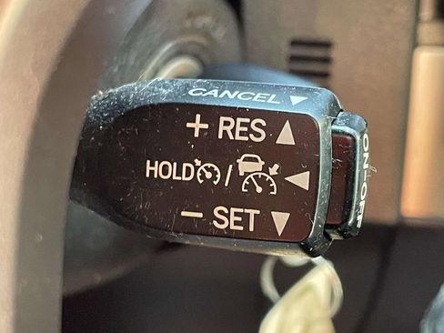 Used 2020 Toyota Tacoma SR5 image 24