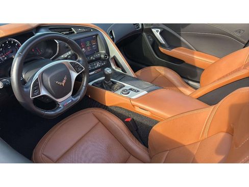 Used 2015 Chevrolet Corvette Z06 w/ 3LZ Preferred Equipment Group image 15