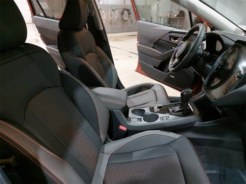 Certified 2025 Subaru Crosstrek 2.5i Limited image 10