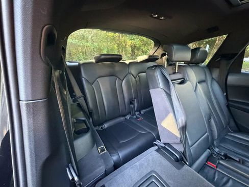 Used 2018 Audi Q7 3.0T Prestige w/ Prestige Package image 20