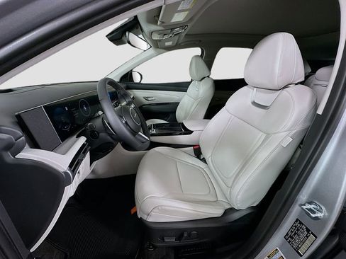 New 2026 Hyundai Tucson Limited AWD/4WD image 16
