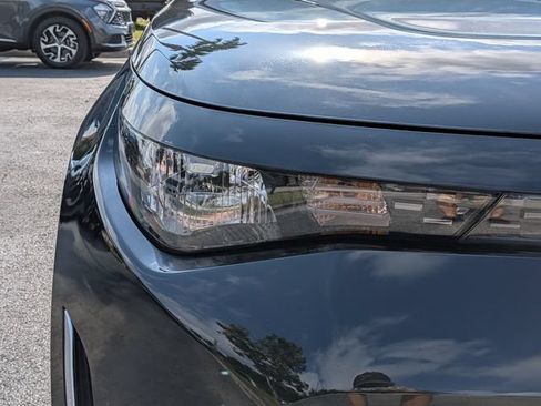 Certified 2025 Kia Soul LX w/ LX Technology Package FWD image 10