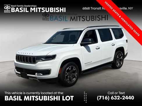 Used 2023 Jeep Wagoneer Series III w/ Preferred Equipment Group image 7