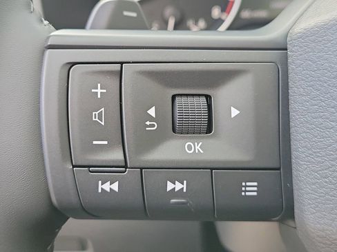 New 2026 Nissan Rogue SV FWD image 26