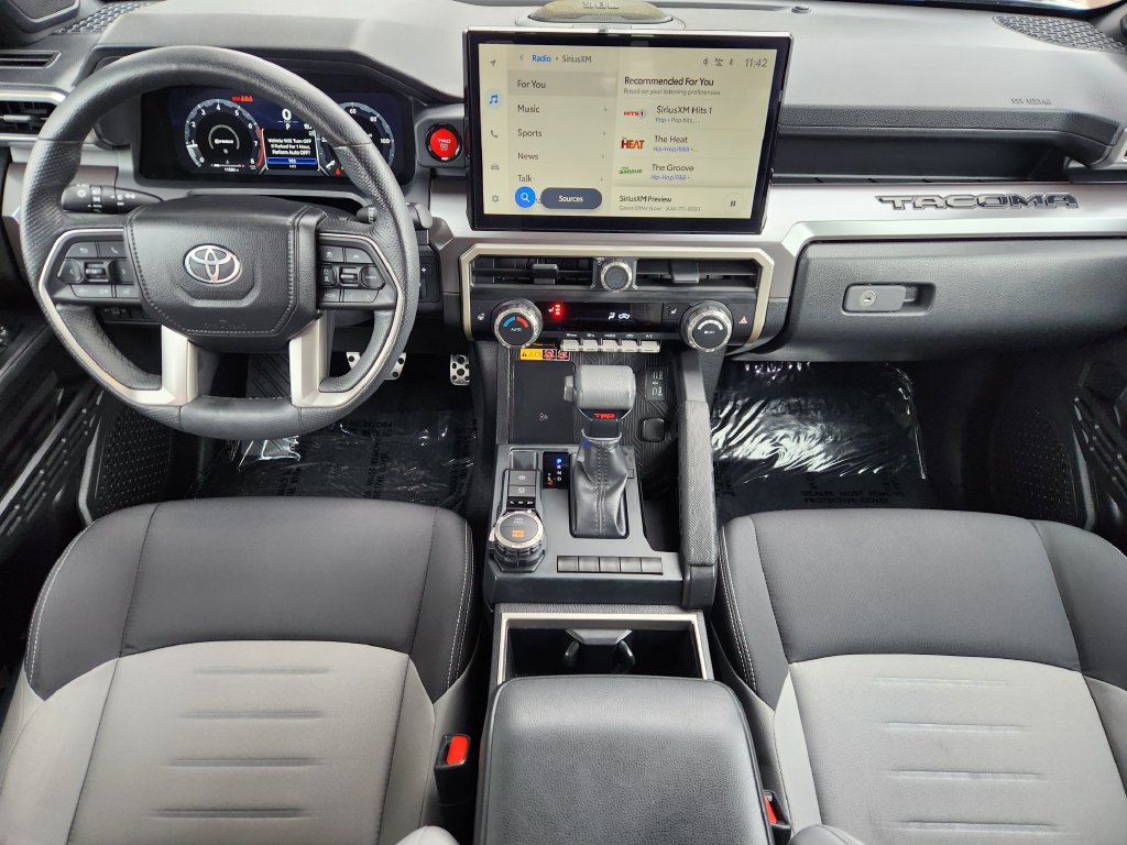 Used 2025 Toyota Tacoma TRD Sport w/ TRD Sport Upgrade Package AWD/4WD image 17