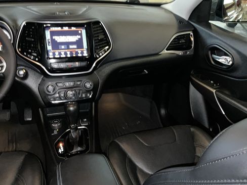 Used 2021 Jeep Cherokee Limited w/ Elite Package image 30