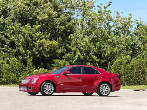 Used 2010 Cadillac CTS V RWD image 39