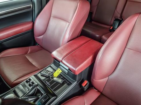 Used 2021 Lexus GX 460 Premium image 30