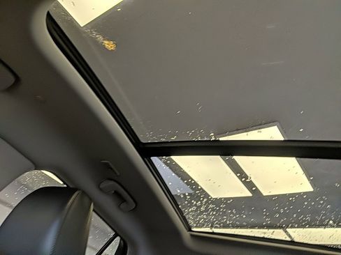 Certified 2021 Lincoln Aviator Reserve w/ Equipment Group 201A image 32