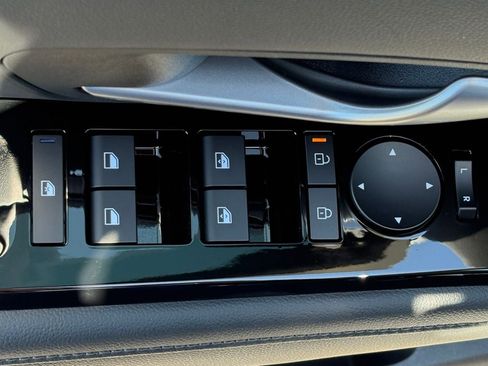 New 2026 Hyundai Tucson Limited FWD image 16